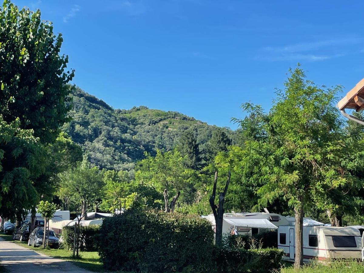 Camping Avec Piscine Et Riviere A Tournon Sur Rhone Ardeche מראה חיצוני תמונה