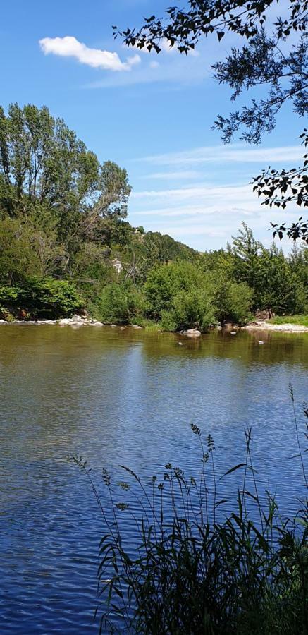 Camping Avec Piscine Et Riviere A Tournon Sur Rhone Ardeche מראה חיצוני תמונה