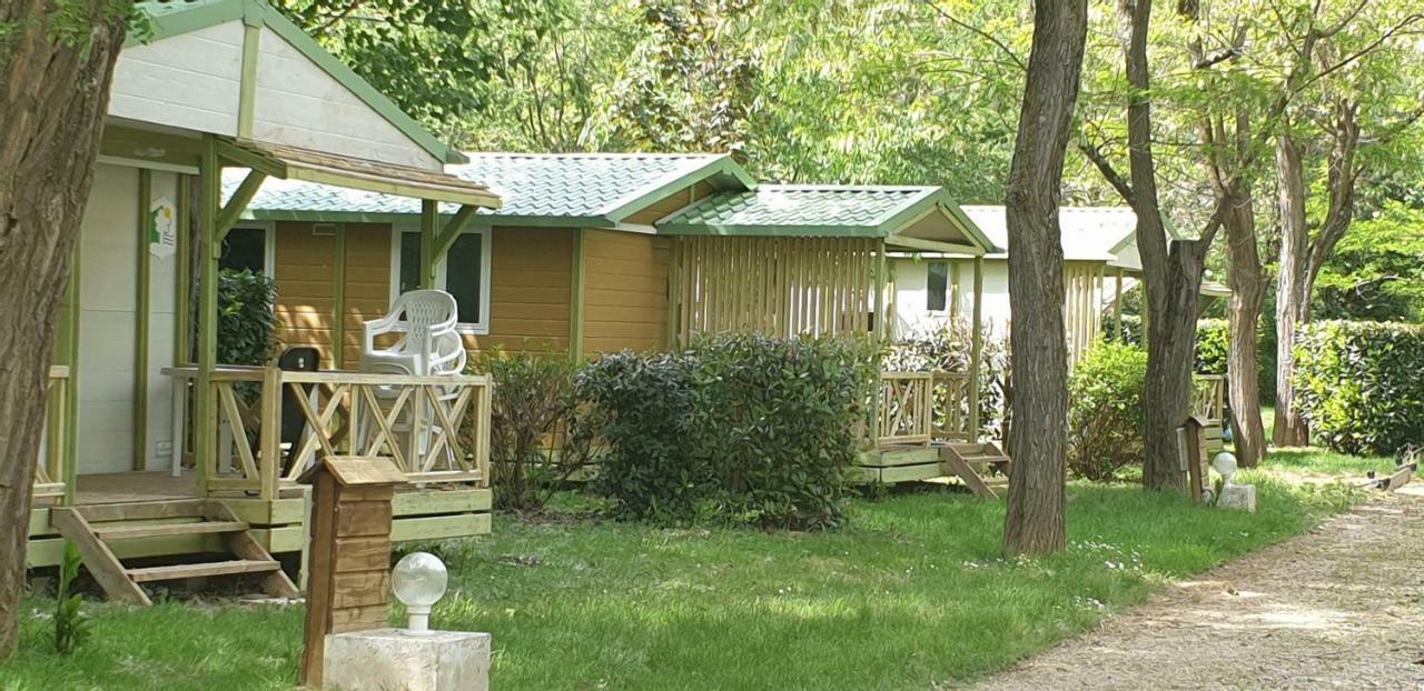 Camping Avec Piscine Et Riviere A Tournon Sur Rhone Ardeche מראה חיצוני תמונה